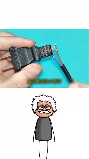 DIY Electric Plug Repair Hack 💡 How to reconnect short wires easily!How to fix a broken electric plug at home 🔌Don’t throw away your broken charger! Try this 🛠️Genius way to repair short electric wires ⚡#DIYRepair #LifeHacks #ElectricianTips #HowTo #HomeImprovement