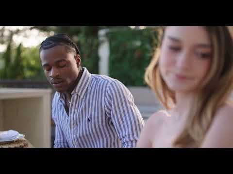 she's taking a short getaway with her "just a friend | Della Cate