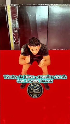 Técnica de #jiujitsu del día con @Yovanis MMA #artesmarciales #kickboxing #Panama #mexico
