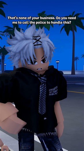 I was rescued from danger by a stranger. 😱 #roblox #berry #shorts