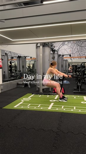 Maija Laukkanen on Instagram: "Day 11 of hyrox prep Starting the day off with a full body strength session and then an easy run in the cold haha That was my first time doing sled pull and it’s a lot easier than I thought. I slept well the night before so hitting a double felt easy. Also, had some med school work including a lecture and exam prep"