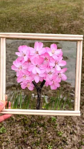How to make a simple flower frame craft 🌸 #flowerframe #viralframe #framework #flowerframecraft