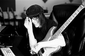 Mick Mars Takes Back The Reigns On New Solo Album 'The Other Side of Mars' (INTERVIEW) - Glide Magazine