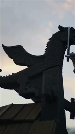 They found an Ancient Anglo Saxon house, then they rebuilt it..Would you do it?#anglosaxon #oldhouse