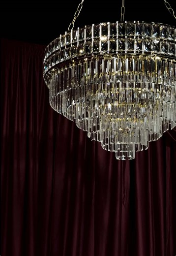 Moonshine designs, plans, and executes every aspect of your micro wedding from the forks to the flowers. We curate and manage your event so that you and your partner can actually enjoy being engaged. Our packages are a set inclusive price which ensures you stay exactly on budget with no surprises. We’re kicking the cookie cutter the industry tried to feed you and bring the luxury feel without the luxury price tag. If you’re interested in learning more about our Micro Weddings, fill out the “BOOK