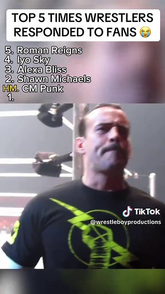 Top 5 Wrestlers Responding to Fans in Hilarious Ways