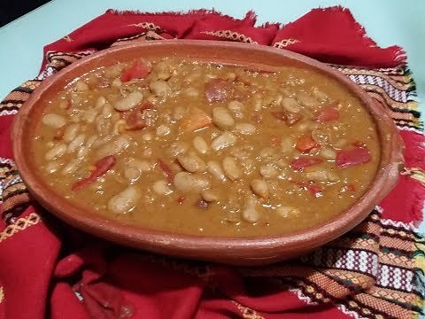 MEMORIES OF MACEDONIA ~ GRAV SO PIPERKI i DOMATI (Beans with Peppers and Tomatoes)