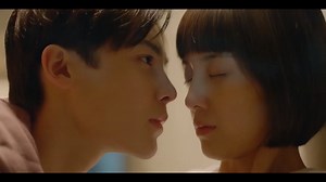 458K views · 6.3K reactions | When We Were Young | EP.22 eng sub Hua Biao kiss Yang Xi 杨夕吃醋花彪和别的女人在一起，花彪急的壁咚吻杨夕 Watch it on YouTube:https://youtu.be/ikd7utFpudo #人不彪悍枉少年 #WhenWeWereYoung | 酷看独播剧场 | Facebook