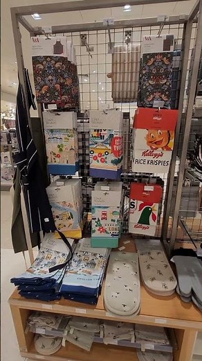 Jone Lewis, Touchwood Solihull UK. 🇬🇧 🇵🇰