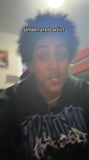 Don’t mind the background 😂 #ethiopian_tik_tok🇪🇹🇪🇹🇪🇹🇪🇹 #fyp #viral