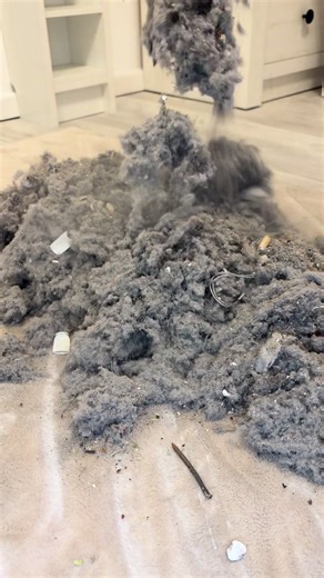 Playing around with my new NDM – first feeding video- I know I still need to work on my mic 😅 #vacuumasmr #cleaningasmr #oddlysatisfying #satisfyingvideo #fyp