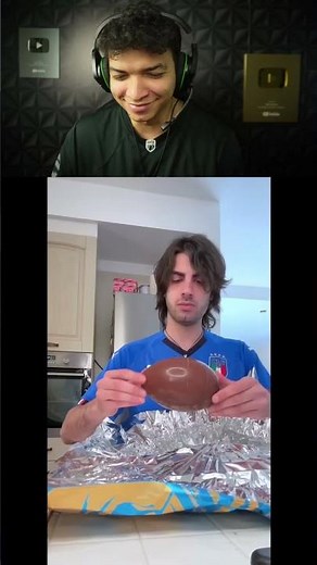 REACT Lionfield - How to open chocolate egg