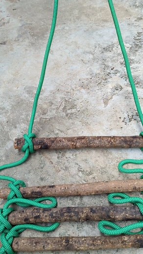 11K views · 129 reactions | How to make a rope ladder Knot/ Survival rope Techniques. | Enterhad9 | Facebook