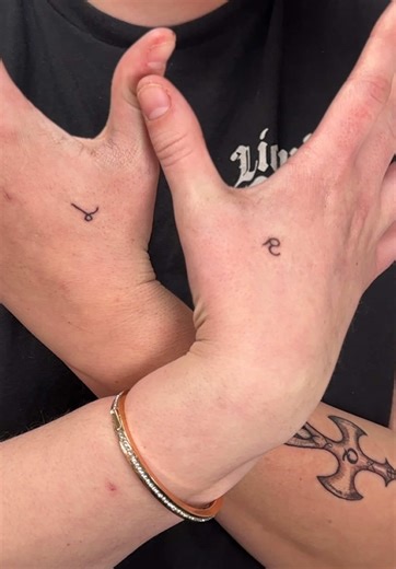 freehanded this script and placement (my handwriting), no stencil or marking- just straight ink and needle to skin! a good ol left and right accommodation tool! #denvertattooartist #leftandrighttattoo #accomodationtattoo #freehand #scripttattoo