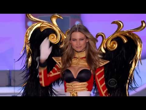 Behati Prinsloo Victoria's Secret Runway walks 2007 - 2015 HD