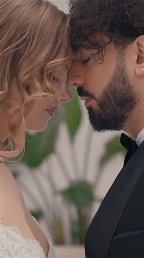 Rövshen Civishov on Instagram: "“ SAL YADA “ YAYIMDA! Musiqi/Sözlər: @thereal_yap10 Aranjiman: @rafichx Səs uzlaşması: @dahin.malik Ud: @jalilbashirli Leybl menecer: @amalalili Musiqi leyblı: @musicbybeat Director: @eresmoon Post-production: @mcbakakray Color: @ravilcolorist Set producer: @yetar.sharifzade Director assistant: @mcbakakray Model: @lizaa_nag Makeup: @layloo_beauty Bacstage: @inarasermin Cover: @lebagh Gəlinlik: @zarif.bridal Studio: @dreamvilla.az #salyada"