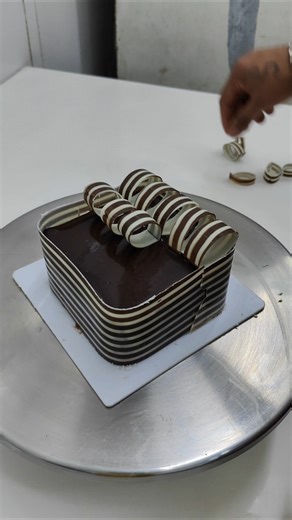 chocolate mini square cake decorating ideas #minicake #squarecake #shorts #ytshorts #viral