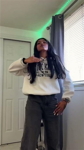 Jelly Bounce TikTok viral dance #dancevideos #trendingdanceshorts #viraldancesteps #tiktoktrends