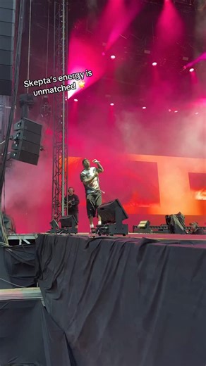 Pure energy from @skepta 😮‍💨 #Glastonbury #BBCGlasto Listen on @bbcsounds | Watch on @bbciplayer | BBC Radio 1Xtra