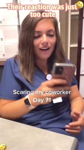 Cute expression afterobeing scared🤣#viral #funnyscare #laughing #funnymoments #funny #yutube