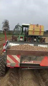 FieldBee Tractor GPS Navigation and Auto Steering Systems #farming #precisionfarming