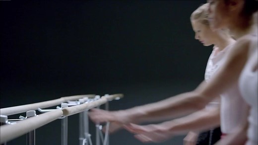 Taylor Swift – «*Shake It Off*» - (Clip 2014)