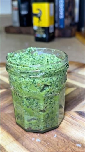 Basil 🌿Pesto | Simple 7 Ingredient Recipe