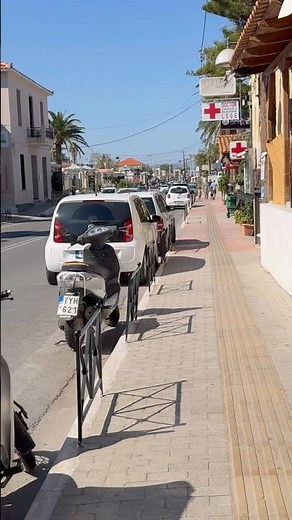 Walking along the shopping street of Platanias 🇬🇷 Platanias, Greece 🇬🇷 #platanias #shopping