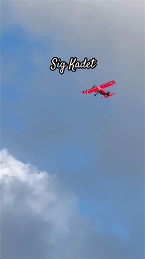 Listen to sound of that nitro climbing. #aviationgeek #airplane #modelairplane #modelaviation