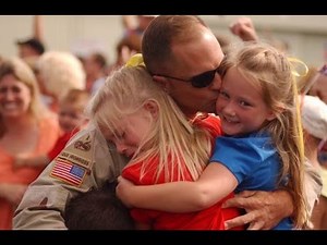 Soldiers Coming Home Surprise Compilation 2016 - 25