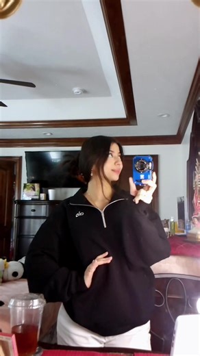 i need to use my camera more😣😣😣#quarterzip😏#sundayootd | quarter zip