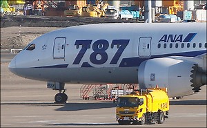 FAA approves Boeing's certification plan for 787 battery