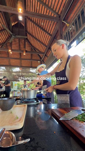 Experience Authentic Thai Pad Thai Cooking Class