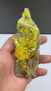 71 reactions | Fluorite from Frohnau (GERMANY) size: 11 cm, price:...