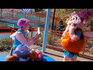 🧡🩷Giving pumpkin Abby an early birthday surprise at pumpkin decorating🎃✨️