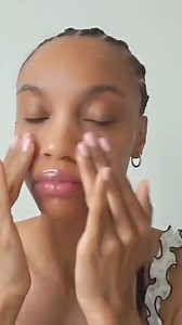 Don’t leave home without your favorite glow-getting routine. ✨ The Discovery Set comes with 6 Ogee skincare essentials in travel-sized luxe glass packaging. Bon voyage, beautiful! | OGEE