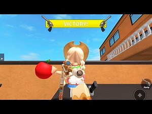 APPLEJACK PLAYS MM2 ON IPAD (GAMEPLAY)🍎✨