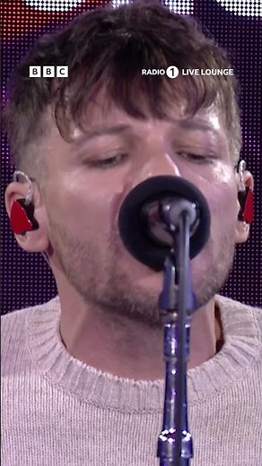 @Louis Tomlinson covers ‪@hozier‬'s ‘too sweet’ in the live lounge ✨