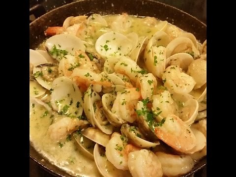 Linguine Shrimp/Clams pasta In White Wine Butter Sauce Recipe