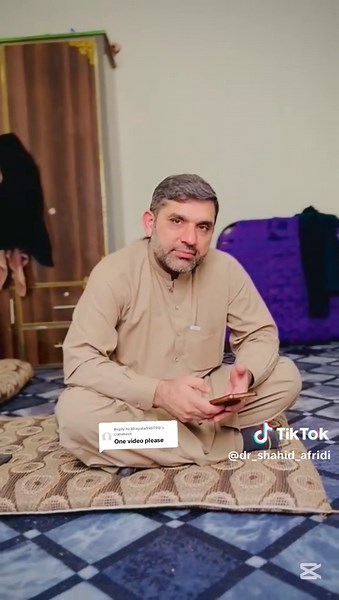 Exploring Pashto Poetry: Cultural Insights and Expressions