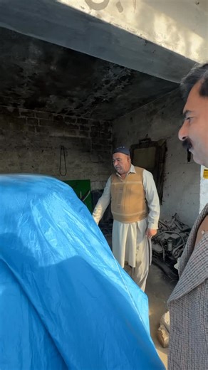 Daily GupShup on Instagram‎: "1974 Foxy کتنے کی ہونی چاہے #dailygupshup"‎