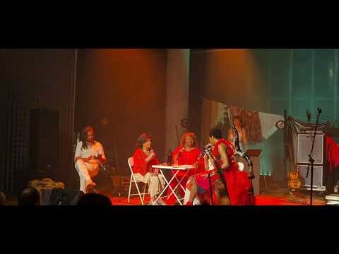 "A Sina e a Ceia" - Giovani Cidreira part. Dulce Monteiro, Maraisa e Graça Reis