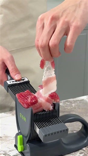 Perfect for fresh, uncooked meat prep.