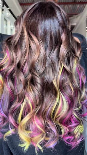 Spring is still loading, but these bright shades of GL Tape-Ins are setting the tone early 💐 @sydneyannlopezhair •• Great Lengths USA Tape In Extensions Spring Hair Inspo Luxury Hair Extensions Long-Lasting Extensions Sustainable Extensions Tape In Install Before and After Professional Extensions