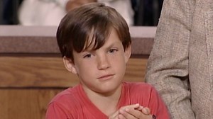 Michael was allegedly burned by toys his dad bought at Joe’s store! Joe says Michael wasn’t playing with them correctly. | Iconic TV Moments