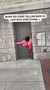 As a kid, stretching was more so for fun and extracurriculars. But as I got older and the extracurriculars stopped, it was hard to still train myself like I did as a kid. As an adult, this hobby has actually turned into a NEED! I need to stretch to feel good and even function. And boy when I don’t… My body will make sure I know to get back in the lab ASAP🤣💕 Don’t just stretch for a split. Stretch to function well!! | Divine Extension