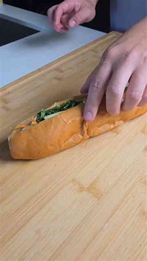 Street Food: Vietnam Ranking Banh Mi