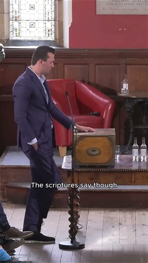 Human Identity: Evolution or Intelligent Design? 🤔