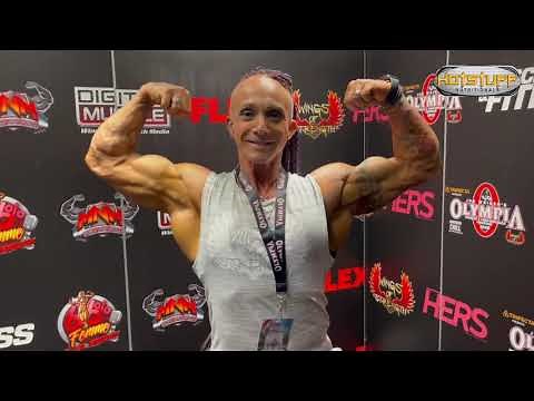 Female Bodybuilder Janeen Lankowski / Flexing / Posing / Interview / Olympia / Wings of Strength FBB