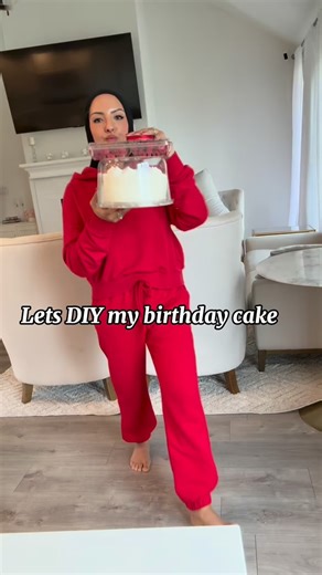 5.6K views · 37 reactions | #diy #diwcake #cake #cakeideas #cakesinstyle # # | Safae Bahja | Facebook